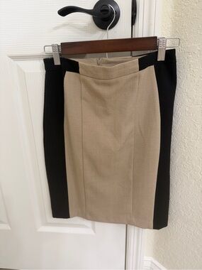 BCX Beige and Black Panel Pencil Skirt